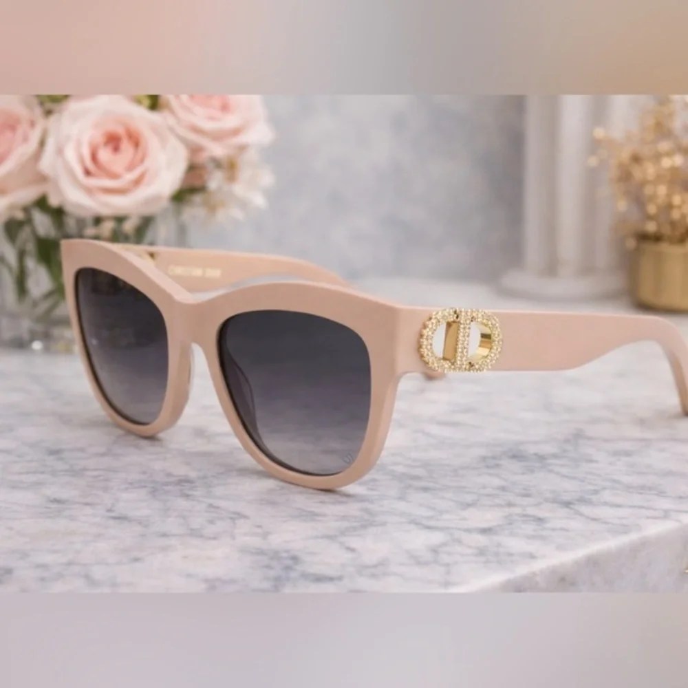 Authentic Christian Dior 30 Montaigne B4I Crystal Sunglasses Nude Pink CD